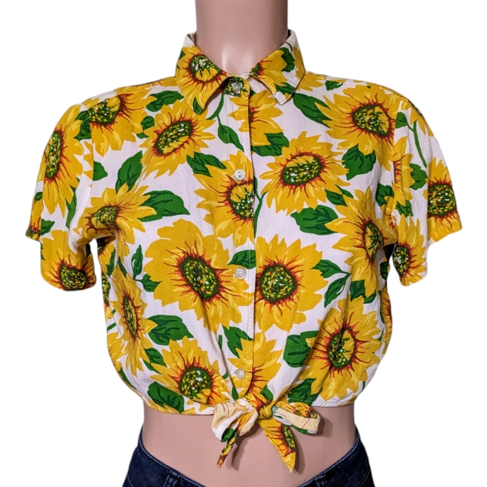 AMERICAN APPAREL Sunflower Crop Top button down